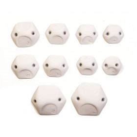 petites prises d'escalade hexagonales