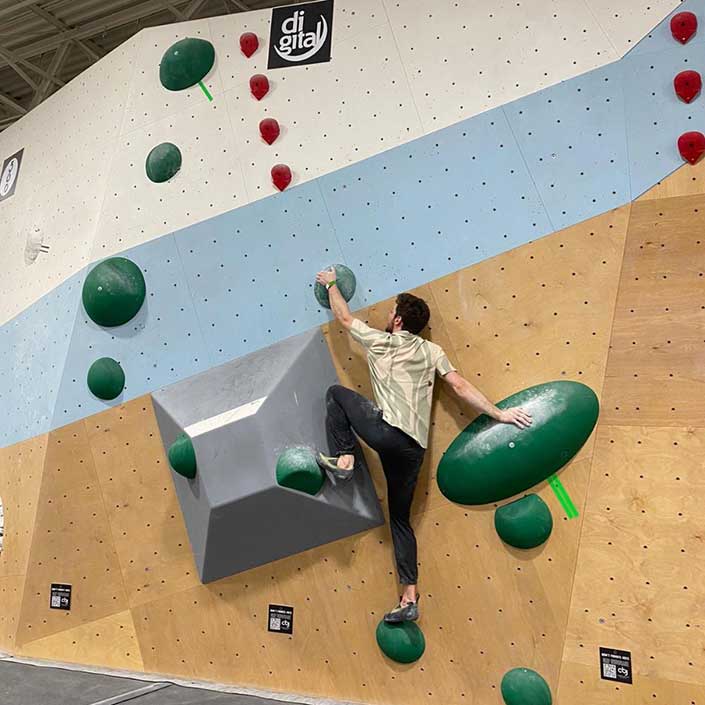 prises d'escalade en plastique recyclé